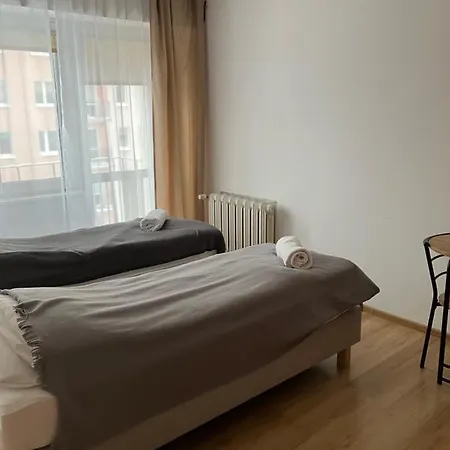 Przytulny Apartament Z Bezplatnym Parkingiem